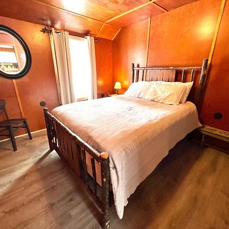 Hôtel Adirondack Lake Cabins à Indian Lake Extérieur photo