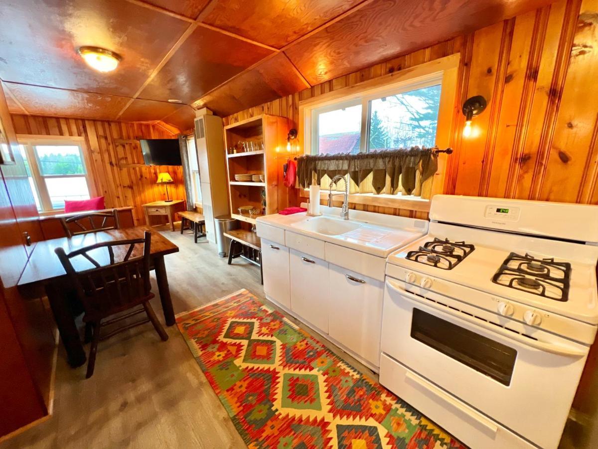Hôtel Adirondack Lake Cabins à Indian Lake Extérieur photo