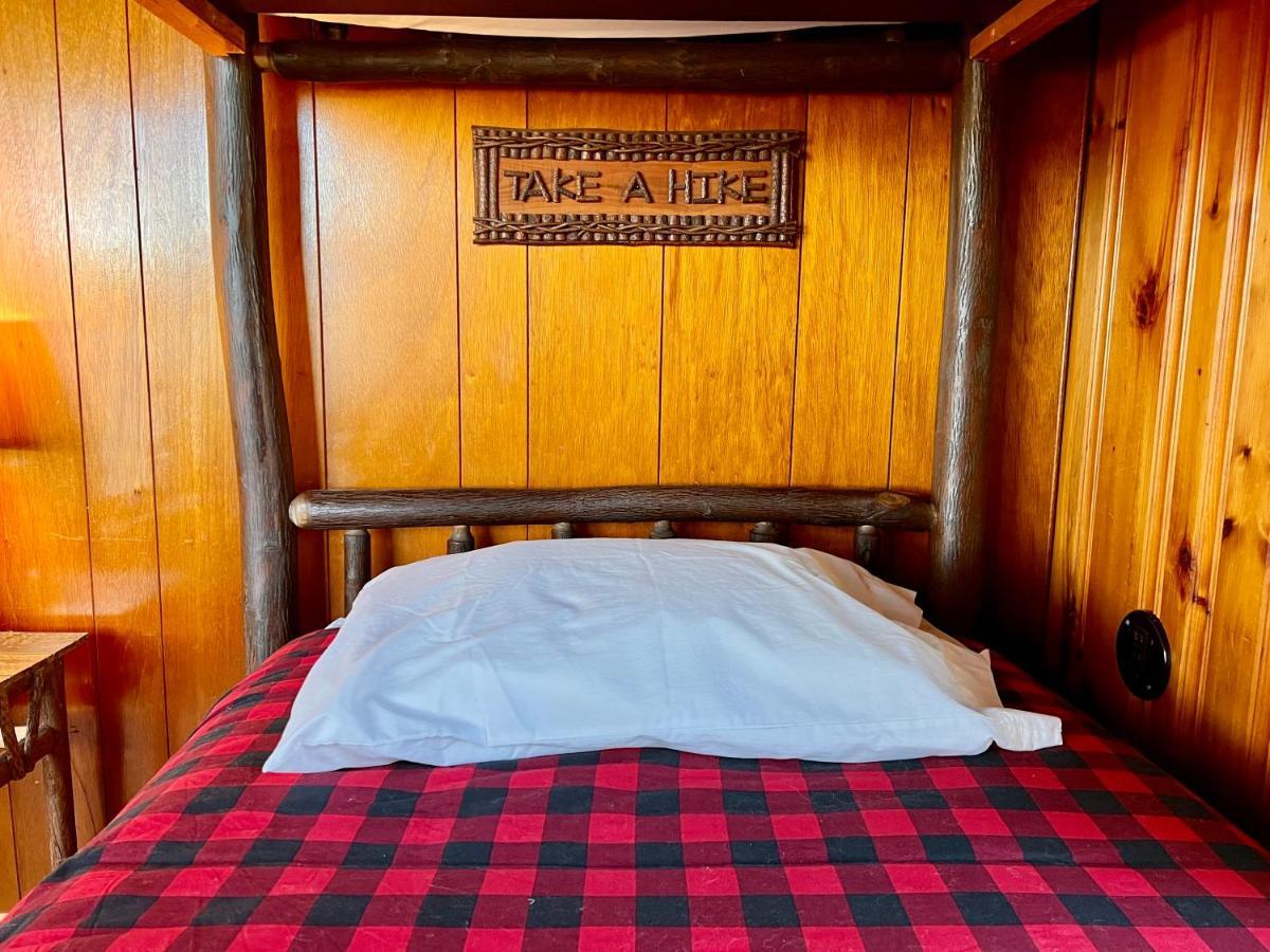 Hôtel Adirondack Lake Cabins à Indian Lake Extérieur photo