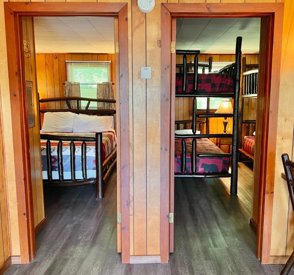 Hôtel Adirondack Lake Cabins à Indian Lake Extérieur photo